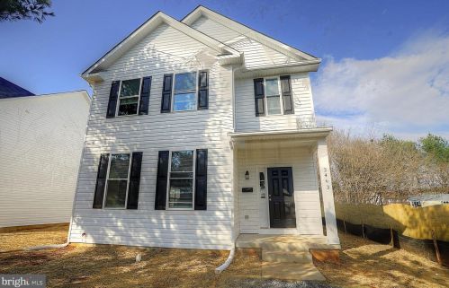 2463 24th St, Fredericksburg, VA 22408-2078