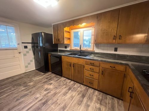 101 German St, West Newton PA  15089-1211 exterior