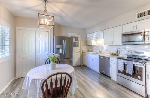 1885 Ln Osa St, Tucson AZ 85705-2152 exterior