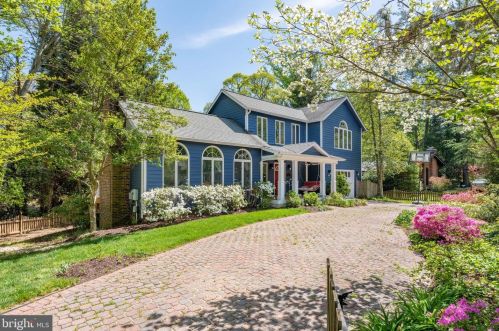 444 Great Falls St, Falls Church VA  22046-2608 exterior