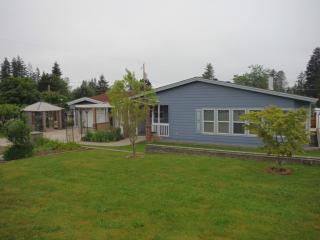 629 2nd St, Garden City, WA 98557-9431