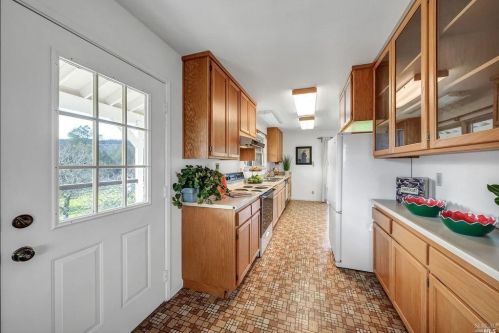 2151 Schultz Rd, Santa Rosa CA  95452-9073 exterior