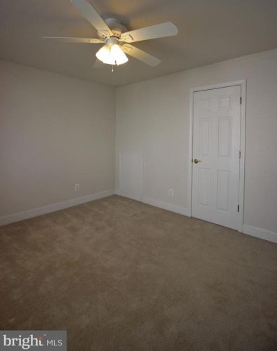8974 Yellow Daisy Pl, Lorton VA  22079-5693 exterior