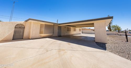 146 Sunflower Dr, Lake Havasu City, AZ 86403-6658