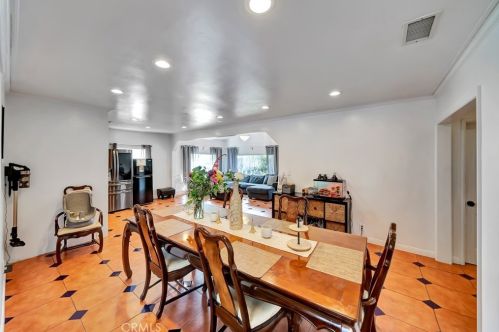 17119 Saticoy St, Van Nuys CA 91406-2146 exterior