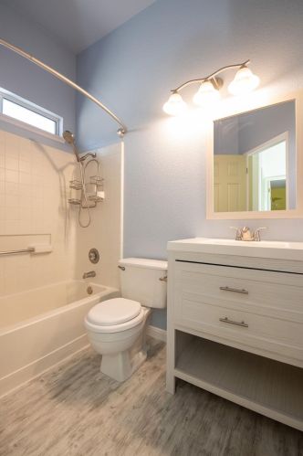 2836 Marsh Creek Ln, Riverbank CA  95367-3828 exterior