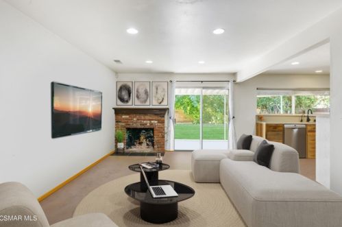 5889 Wheelhouse Ln, Calabasas, CA 91301-1435