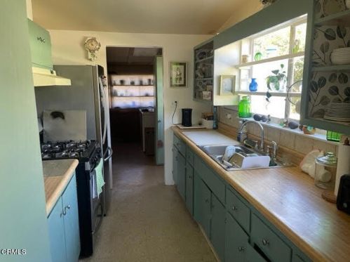 1316 Ojai Rd, Santa Paula, CA 93060-1127