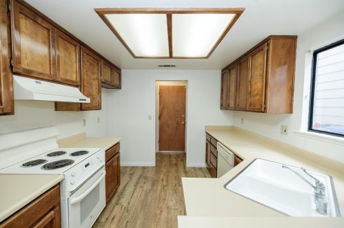 3609 Thomas More Way, Modesto CA  95356-0465 exterior