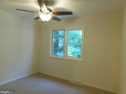 1430 Woodmill Dr, Dover DE  19904-8206 exterior