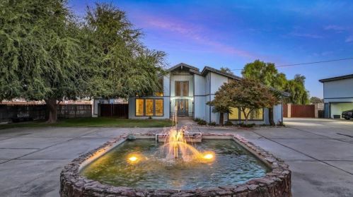 1812 Golf Rd, Turlock CA  95380-9746 exterior
