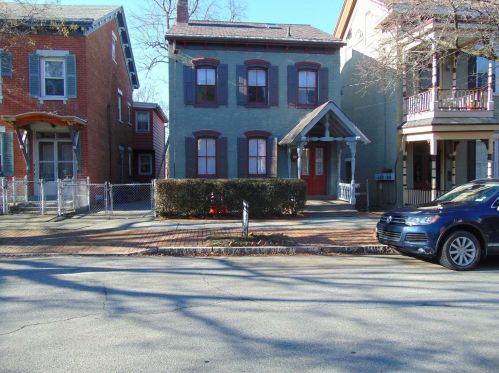 6 Grand St, Poughkeepsie NY 12601-3009 exterior