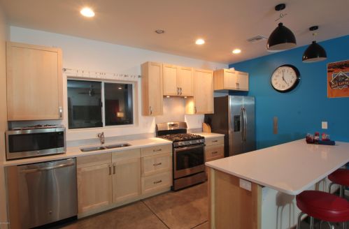 220 1st Ave, Tucson AZ  85719-5301 exterior