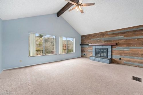 11055 Calle Oro Verde, Valley Center CA  92082-4202 exterior