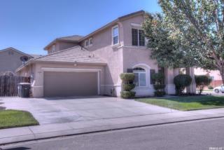2630 Corral Way, Riverbank, CA 95367-9417