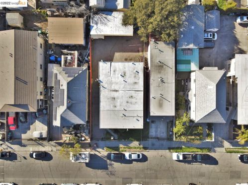 1501 51st Ave, Oakland CA 94601-5236 exterior