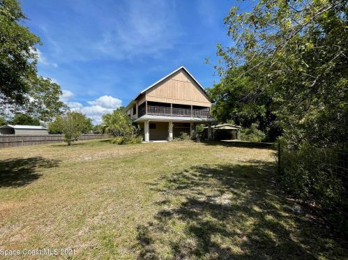 3820 Allen Ave, Sebastian, FL 32976-8004