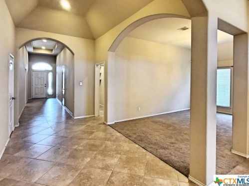 2954 Saddlehorn Dr, Seguin TX  78155-2005 exterior