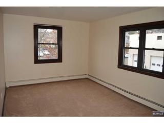 24 Paulison Ave, Ridgefield Park NJ  07660-1324 exterior