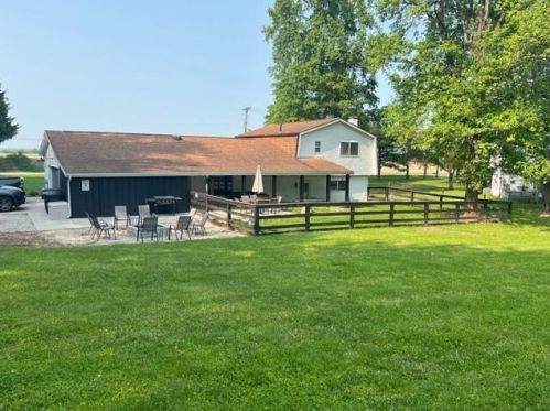 6759 Winchester Rd, Carroll, OH 43112-9623