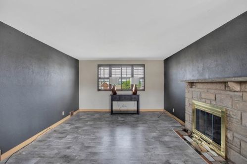 230 Schwab Ave, Whitaker, PA 15120-2239