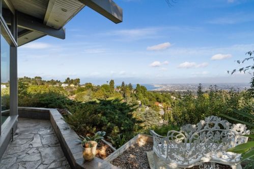 5529 Littlebow Rd, Palos Verdes Estates CA  90275-2366 exterior