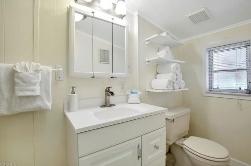 228 Fairweather Ln, Fort Myers Beach FL  33931-3227 exterior