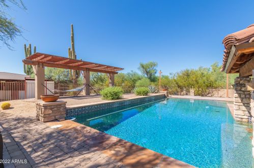 7839 Dixileta Dr, Scottsdale AZ exterior