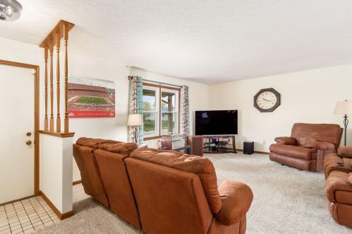 391 Waverly Ave, Washington Ch OH  43160-2464 exterior