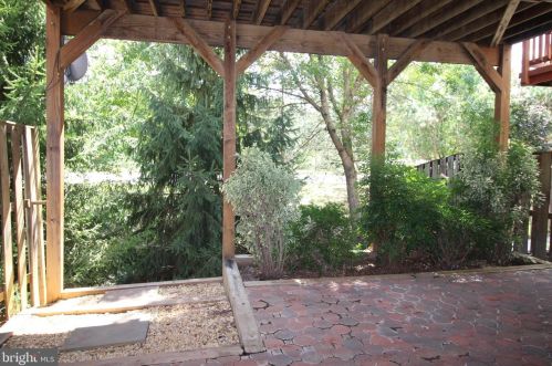 43140 Shadow Ter, Leesburg VA  20176-3654 exterior