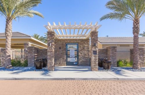 34200 Nandina Ct, Lake Elsinore CA  92532-2954 exterior