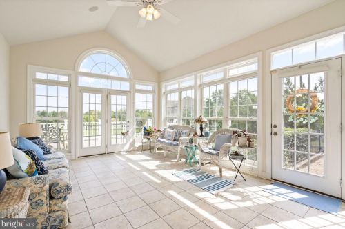 20906 Mcintosh Pl, Leesburg VA  20175-6372 exterior