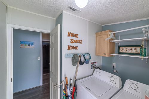 1216 Barefoot Cir, Sebastian, FL 32976-7000