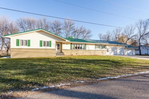 812 4th St, Portland, ND 58274-4407