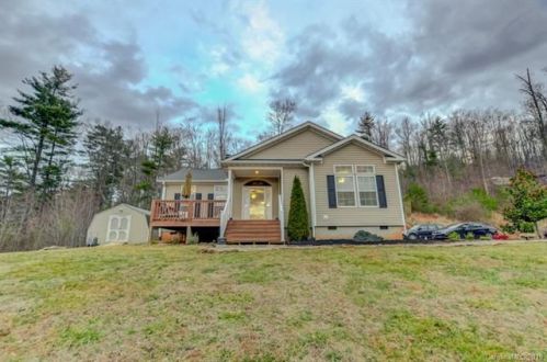 10 Northside Dr, Asheville, NC 28804-9797