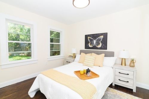 12 Maine Ave, Natick MA  01760-2219 exterior