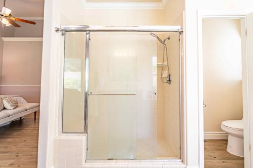 17 Moody Ave, Clovis CA  93619-4255 exterior