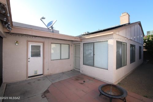 2436 Palo Hacha Dr, Tucson AZ  85745-1096 exterior