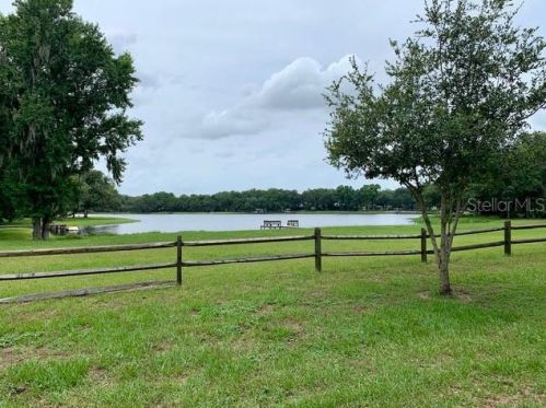 551 Wekiva Landing Dr, Apopka, FL 32712-3729