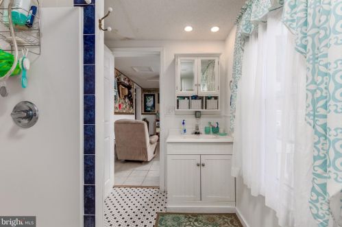 19 Hosier St, Selbyville DE  19975-9300 exterior