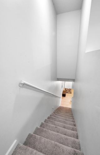 2534 Creekside Dr, Fort Pierce FL  34981-5100 exterior