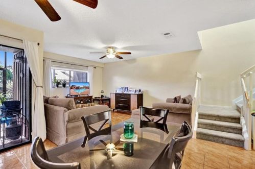 1652 14 Ter, Hollywood FL 33020-2520 exterior