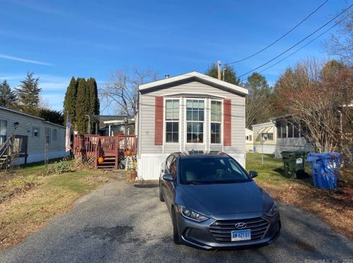 252 Old Canterbury Tpke, Norwich CT  06360-1358 exterior