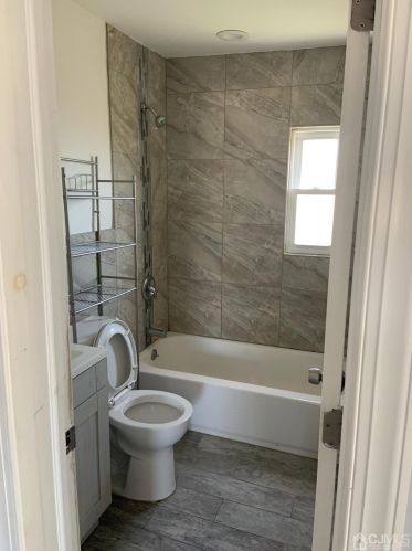 18 Beech St, Perth Amboy NJ  08863-1728 exterior