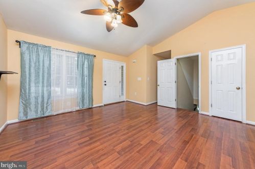 302 Land Or Dr, Ruther Glen VA  22546-1241 exterior