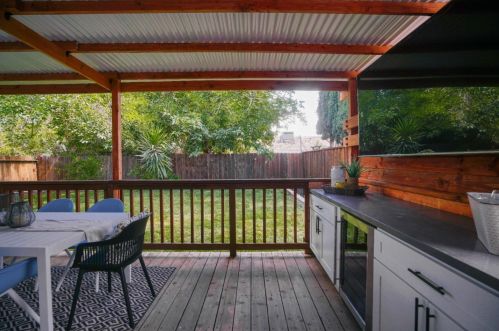 1317 Hibiscus Way, Livermore CA  94551-1315 exterior