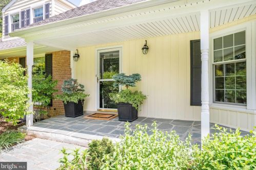 604 Parker Ct, Wilmington, DE 19808-1534