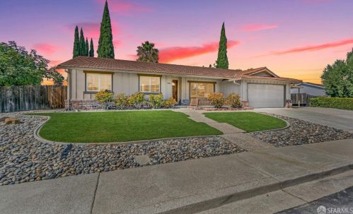 2049 Oakridge Ln, West Pittsburg, CA 94565-5650