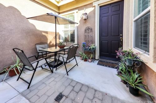 9 Loch Ness Lake Ct, Rancho Mirage CA  92270-5811 exterior