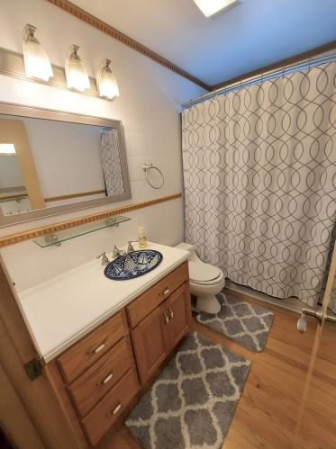 6027 Lake Dr, Cudahy WI  53110-3126 exterior